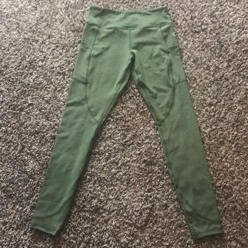 Curves and Combat Boots LEGGINGS WITH POCKETS